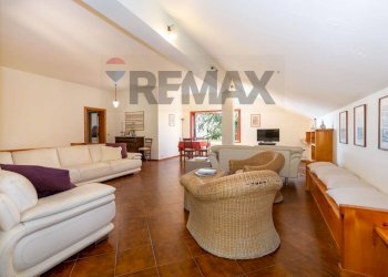 Soggiorno - Villa via orosio
 
9, Mascalucia - foto 6