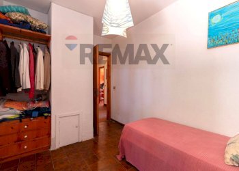 Camera / camera da letto - Villa via orosio
 
9, Mascalucia - foto 27