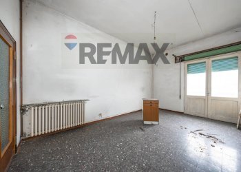 Stanza vuota - Semi-detached house piazza libertà
 
9, Masi Torello - photo 22