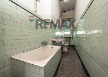 Bagno - Semi-detached house piazza libertà
 
9, Masi Torello - photo 24