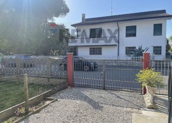 Casa all\'aperto - Quadrilocale Via Guinea
 
20, Portomaggiore - foto 59