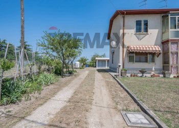 Casa all\'aperto - Semi-detached house località Caprile Centro
 
6, Codigoro - photo 23