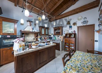 Cucina - Casa semi indipendente Via Statale
 
103, Terre del Reno - foto 5