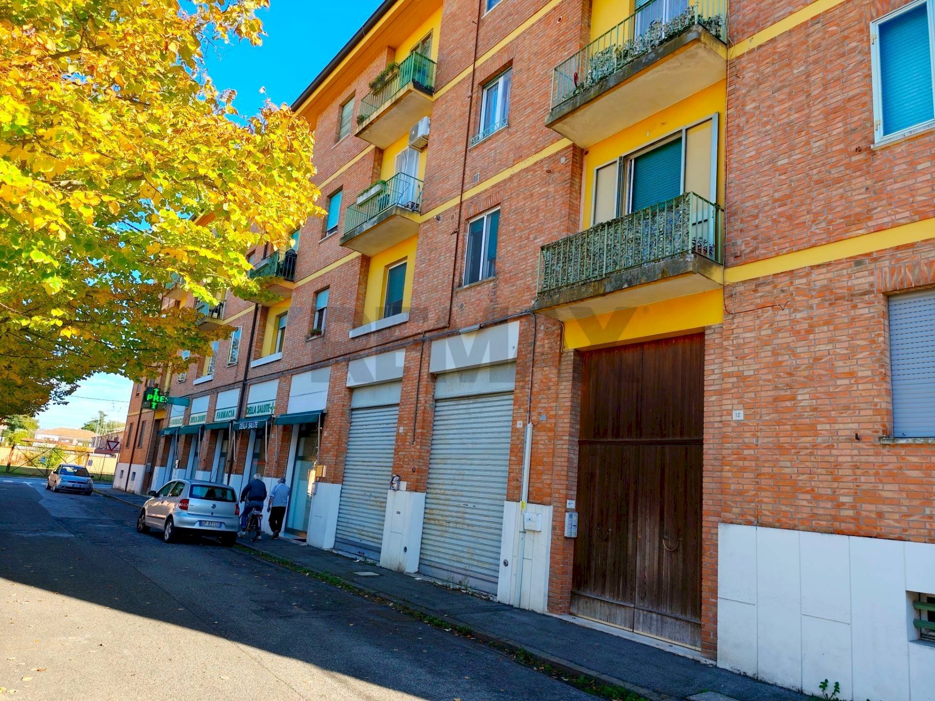 Edificio all\'aperto - One-room apartment Piazza Emilia
12, Ferrara - photo 2