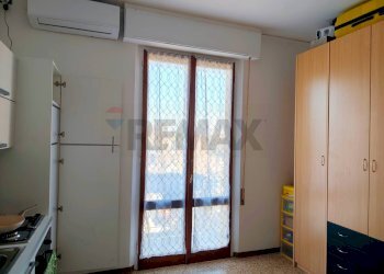 Camera / camera da letto - One-room apartment Piazza Emilia
12, Ferrara - photo 4