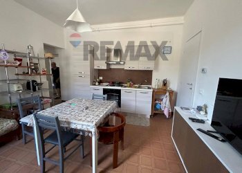 Sala da pranzo - Quadrilocale via trento
 
13, Occhiobello - foto 25