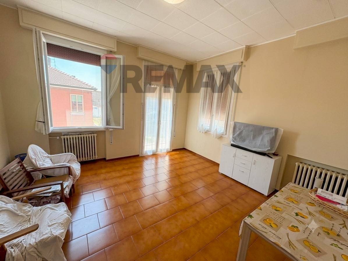 Stanza vuota - Four-room apartment Via Garibaldi
 
20, Riva del Po - photo 3
