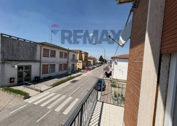 Balcone - Four-room apartment Via Garibaldi
 
20, Riva del Po - photo 5