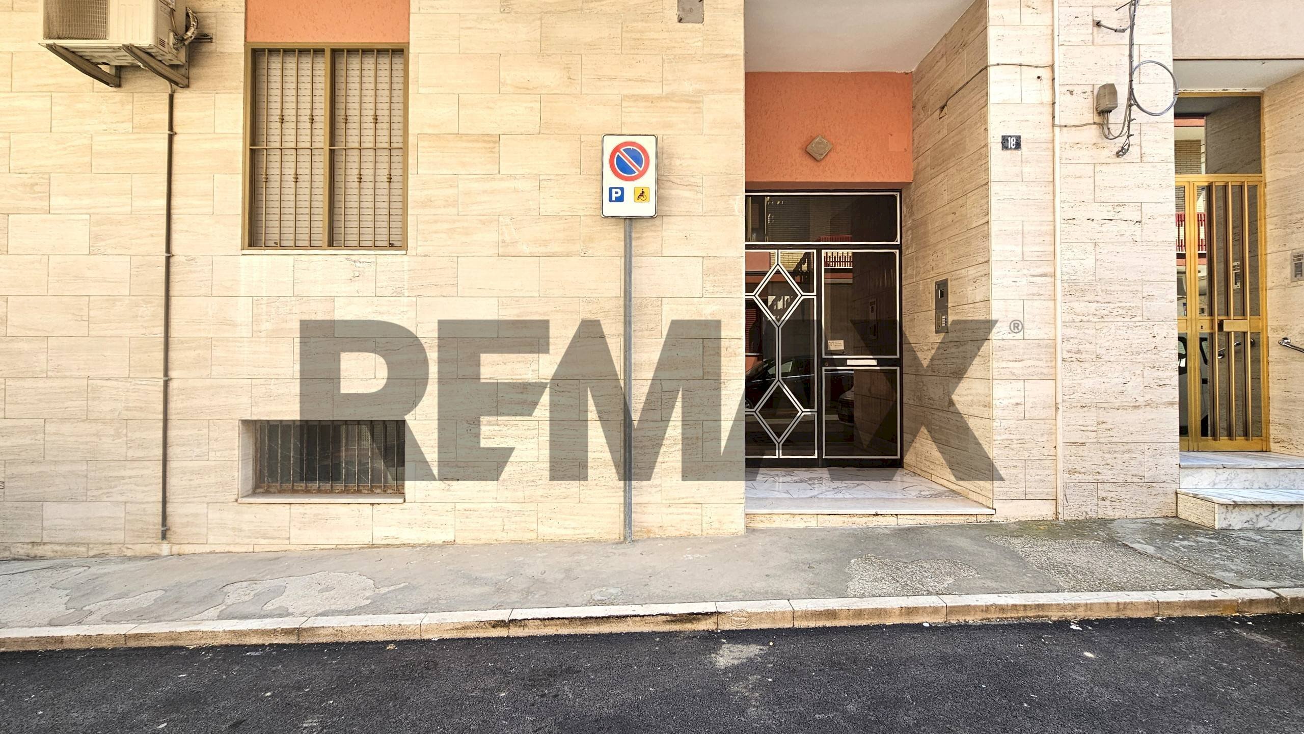 Edificio all\'aperto - Four-room apartment Via Giuseppe Di Vittorio
18, Lucera - photo 3