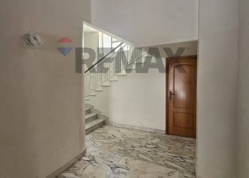 Scale - Quadrilocale Via Giuseppe Di Vittorio
 
18, Lucera - foto 3