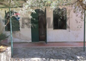 Terrazza - Casa semi indipendente Via San Benedetto
 
18, Monte Sant'Angelo - foto 9