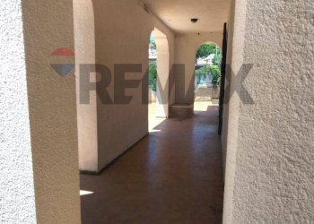 Hall / corridoio - Casa semi indipendente Via San Benedetto
 
18, Monte Sant'Angelo - foto 24