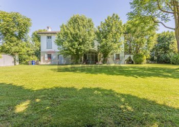 Giardino - Villa Via Canalvecchio
 
8, Carpi - photo 1