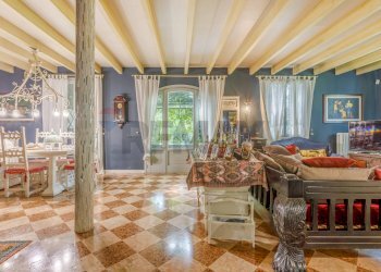 Sala da pranzo - Villa Via Canalvecchio
 
8, Carpi - photo 14