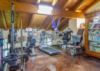 Palestra - Villa Via Canalvecchio
 
8, Carpi - photo 30