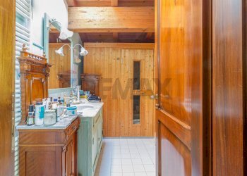 Bagno - Villa Via Canalvecchio
 
8, Carpi - photo 31