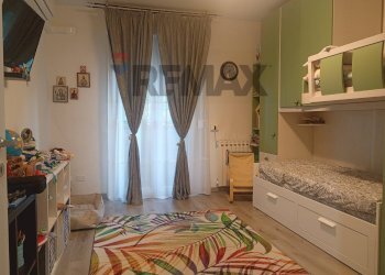 Camera / camera da letto - Trilocale Via di Vittorio
 
49/A, Mantova - foto 7
