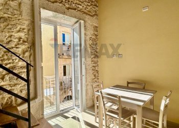 Sala da pranzo - Two-room apartment VIA S. TERESA
 
20, Siracusa - photo 5