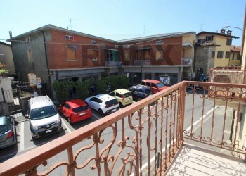 Balcone - Three-room apartment VIA CRISTOFORO COLOMBO
 
6, Treviolo - photo 6