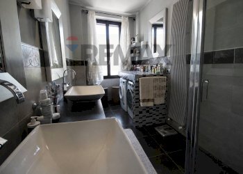 Bagno - Three-room apartment VIA CRISTOFORO COLOMBO
 
6, Treviolo - photo 20