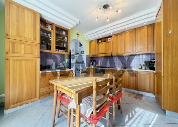 Cucina - Three-room apartment VIA CRISTOFORO COLOMBO
 
6, Treviolo - photo 8