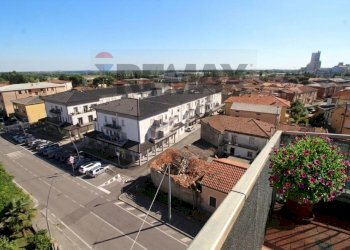 Edificio all\'aperto - Attico VIA SAN ROCCO
 
4, Calusco d'Adda - foto 3
