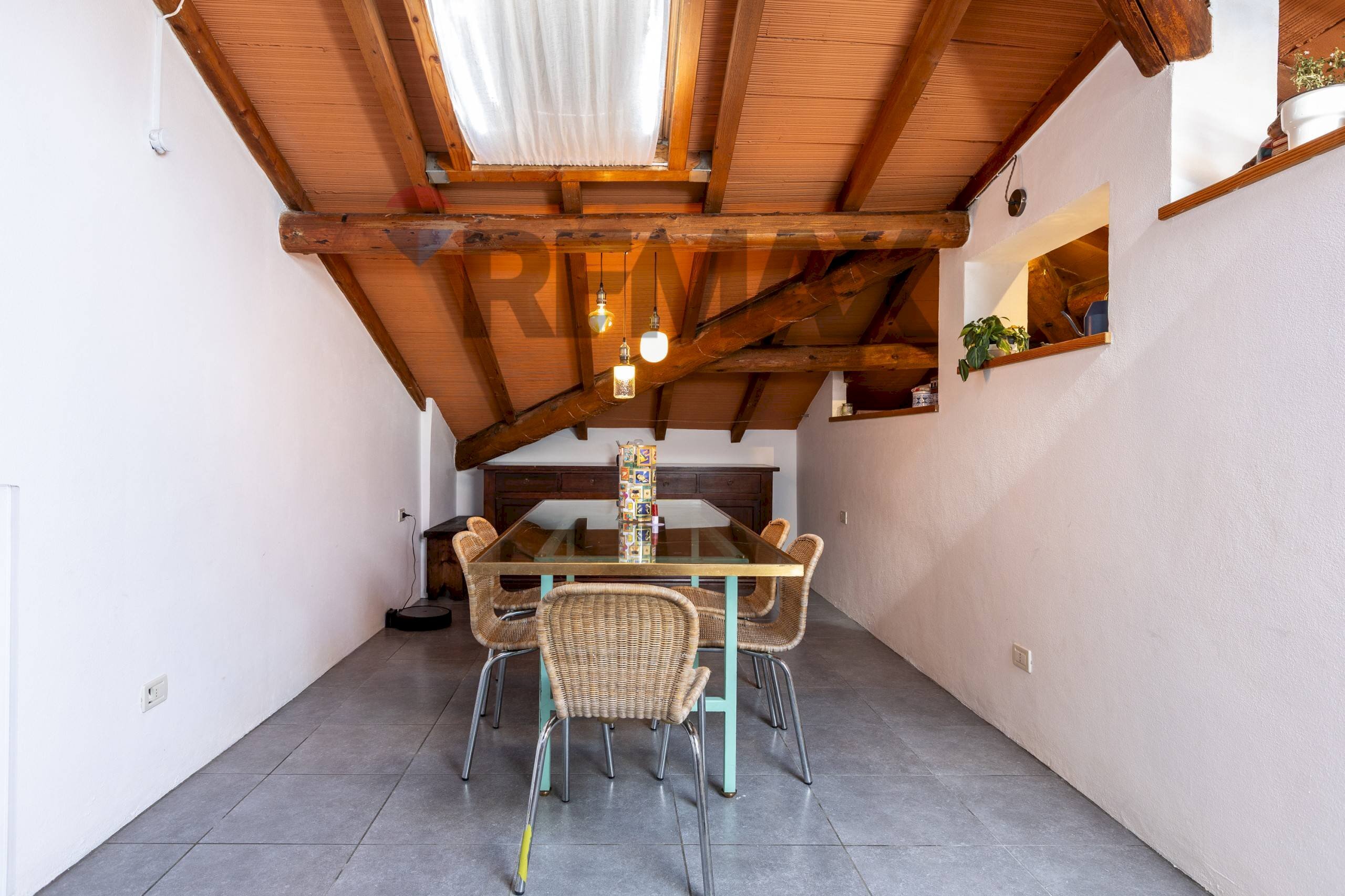 Sala da pranzo - Four-room apartment Via Giovanni Pascoli
 
17, Salsomaggiore Terme - photo 1