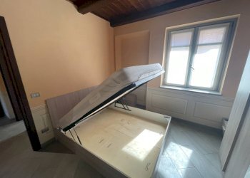camera da letto - Bilocale Via Roma
 
40, Monastero di Vasco - foto 6