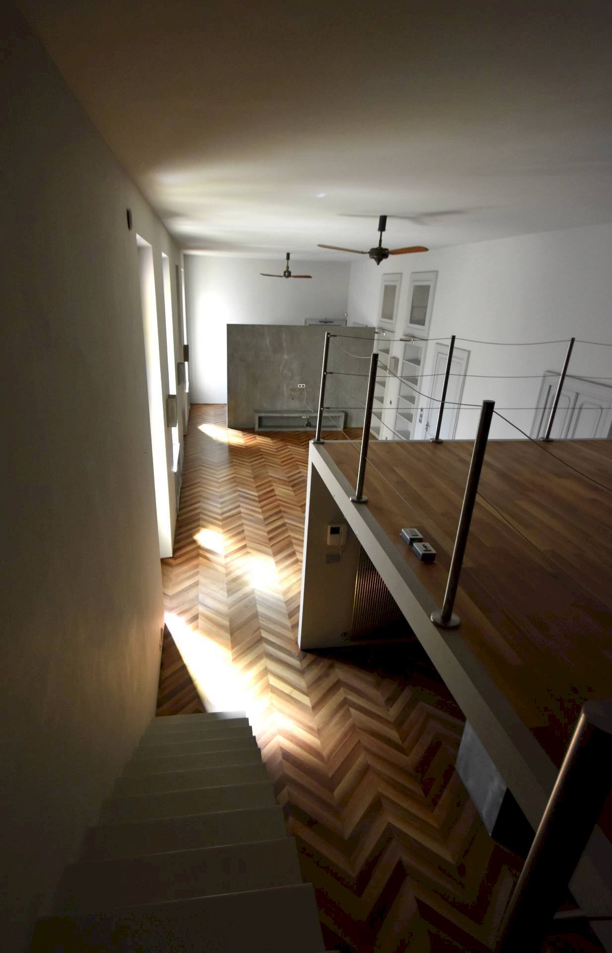 Salone e soppalco - Loft Corso Dante
 
102, Torino - photo 3