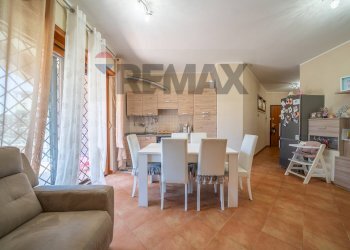 Sala da pranzo - Bilocale Via Pier Leone Ghezzi
 
36, Fiumicino - foto 5