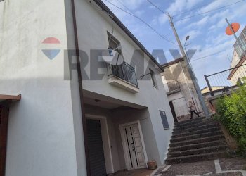 Casa all\'aperto - Independent house VIA MANCINI
 
5, Flumeri - photo 1