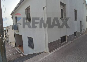 Edificio all\'aperto - Independent house VIA MANCINI
 
5, Flumeri - photo 3
