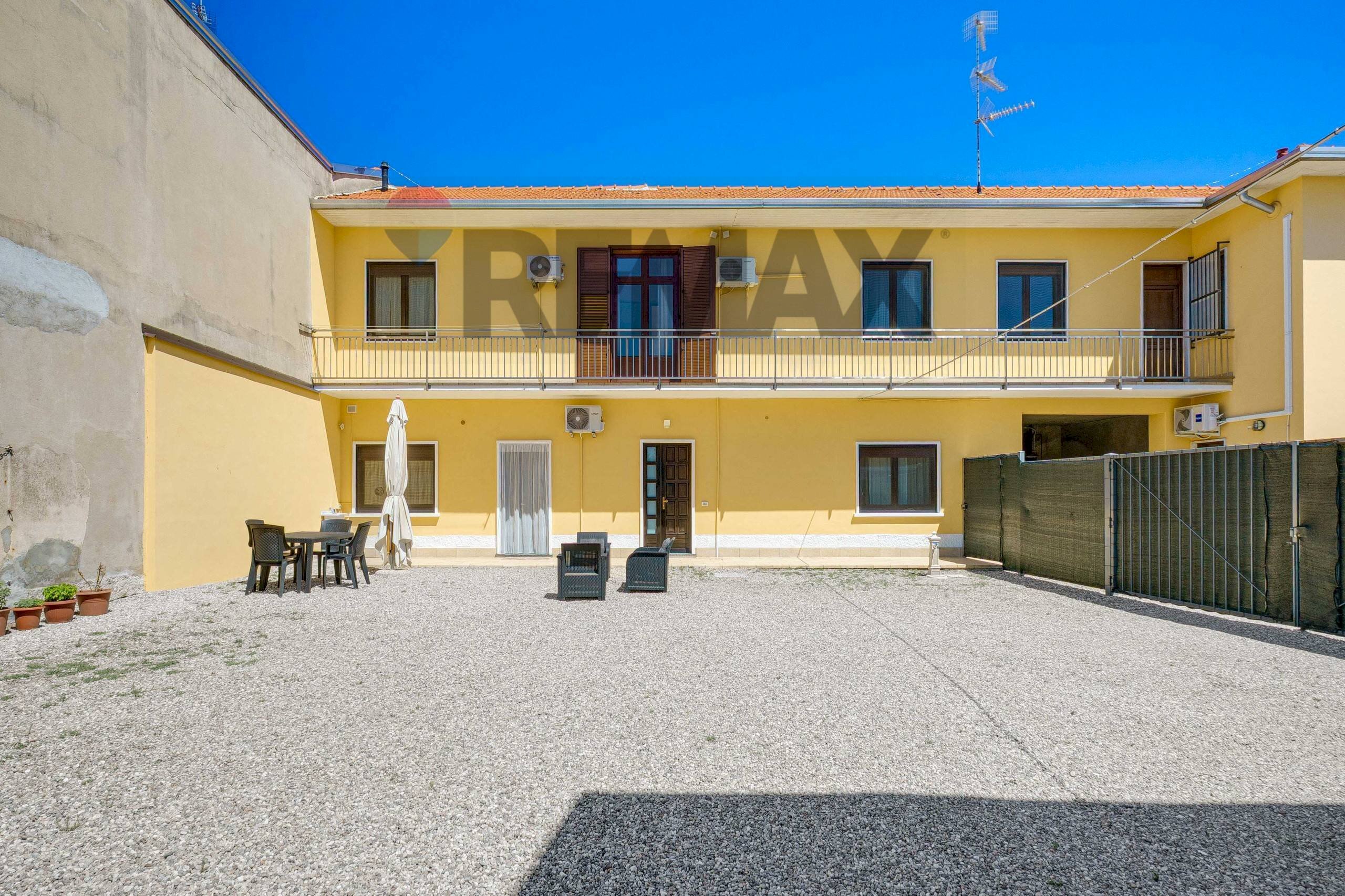 Casa all\'aperto - Casa semi indipendente San Rocco
 
23, Vanzaghello - foto 1