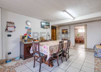 Sala da pranzo - Villa Corso Sempione, Olgiate Olona VA
 
80, Olgiate Olona - foto 21