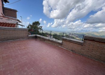Terrazza - Casa indipendente Via Chiesa
 
snc, Sessa Aurunca - foto 15