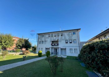 Casa all\'aperto - Bilocale via Leonardo da Vinci
 
25, Giavera del Montello - foto 2