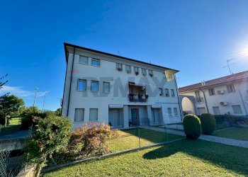 Edificio all\'aperto - Bilocale via Leonardo da Vinci
 
25, Giavera del Montello - foto 4