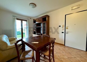 Sala da pranzo - Bilocale via Leonardo da Vinci
 
25, Giavera del Montello - foto 7