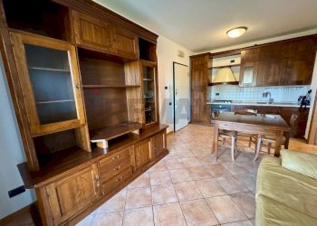Sala da pranzo - Bilocale via Leonardo da Vinci
 
25, Giavera del Montello - foto 8