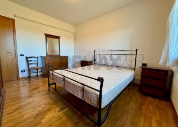Camera / camera da letto - Bilocale via Leonardo da Vinci
 
25, Giavera del Montello - foto 11