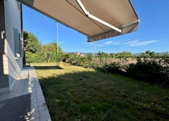 Giardino - Bilocale via Leonardo da Vinci
 
25, Giavera del Montello - foto 15