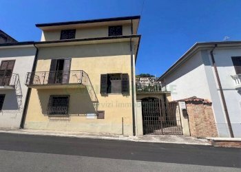 Foto 1 - Casa semi indipendente Via Guglielmo Marconi, Prata di Principato Ultra - foto 1