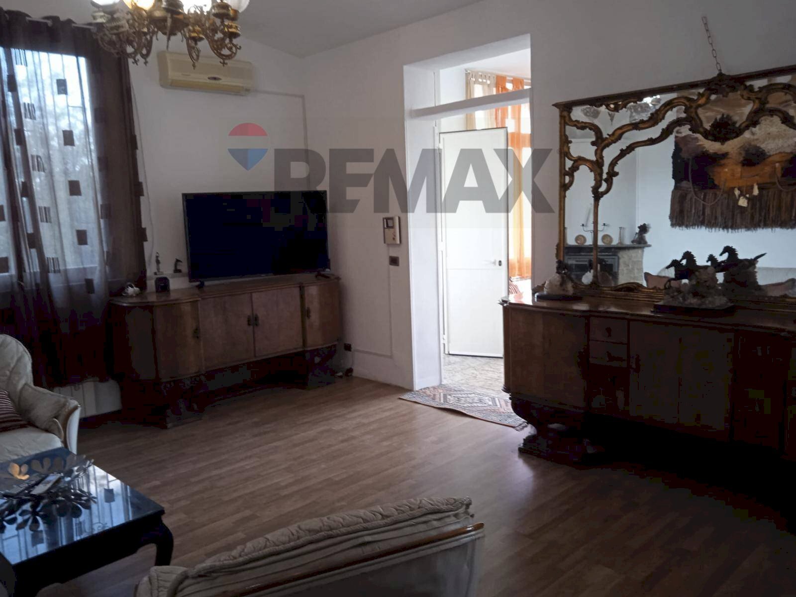 Soggiorno - Villa VIA LIBANO
 
22, Carini - foto 1