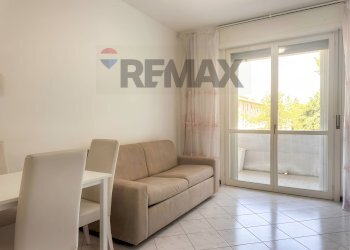 Sala da pranzo - Bilocale Via Aronne Rabbeno
4, Reggio nell'Emilia - foto 4