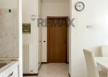 Sala da pranzo - Bilocale Via Aronne Rabbeno
4, Reggio nell'Emilia - foto 8