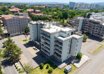 Edificio all\'aperto - Bilocale Via Aronne Rabbeno
4, Reggio nell'Emilia - foto 17
