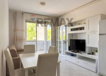 Sala da pranzo - Bilocale Via Aronne Rabbeno
4, Reggio nell'Emilia - foto 27