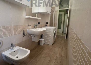 Bagno - Bilocale VIA GRAMSCI
 
24, Arona - foto 14