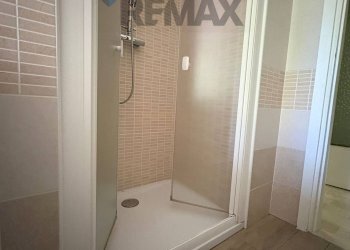 Bagno - Bilocale VIA GRAMSCI
 
24, Arona - foto 15