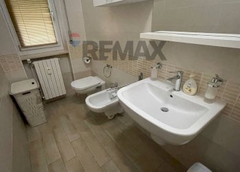 Bagno - Bilocale VIA GRAMSCI
 
24, Arona - foto 16